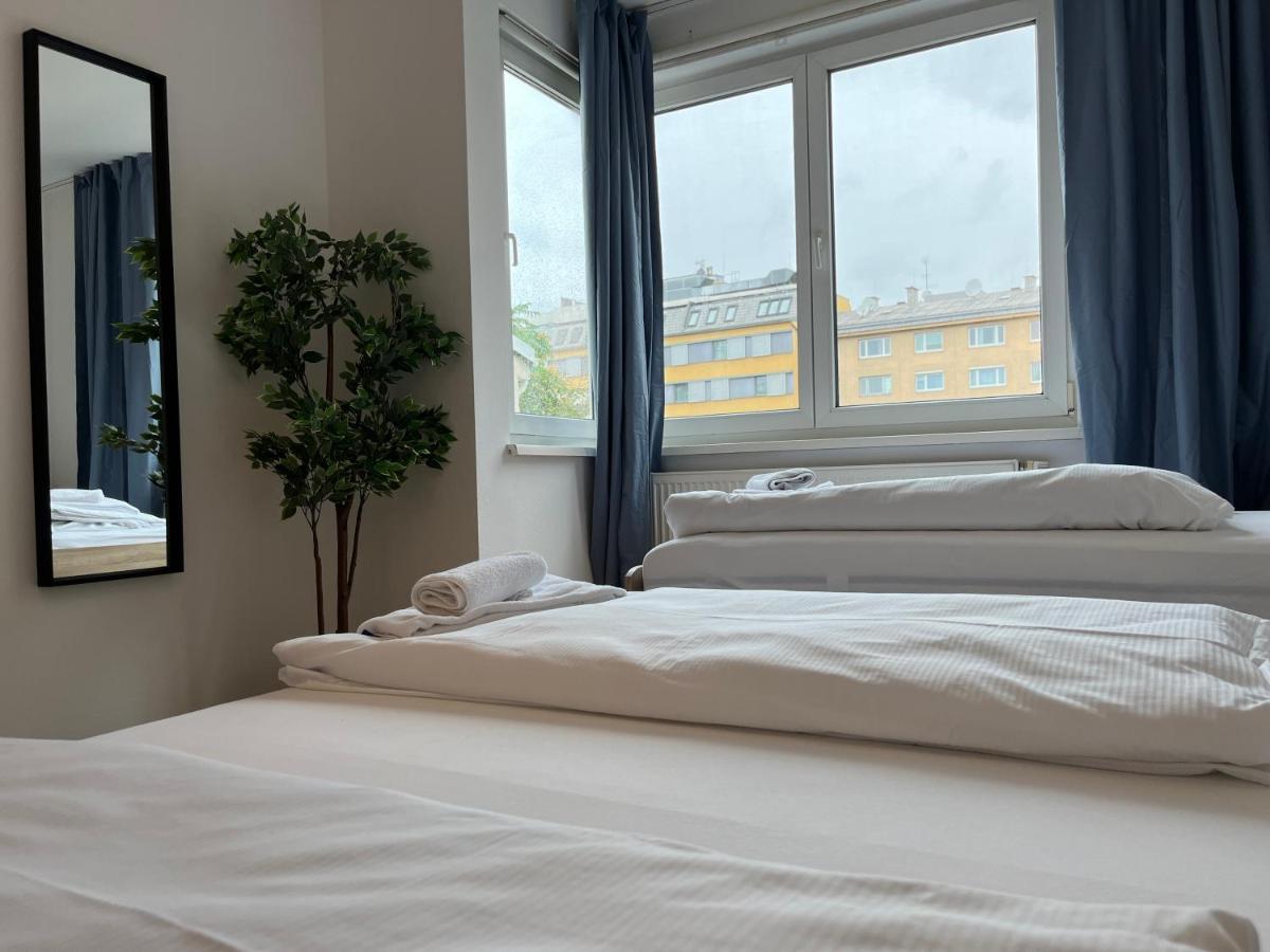 Cool Schoenbrunn Apt 2Br Viena Exterior foto